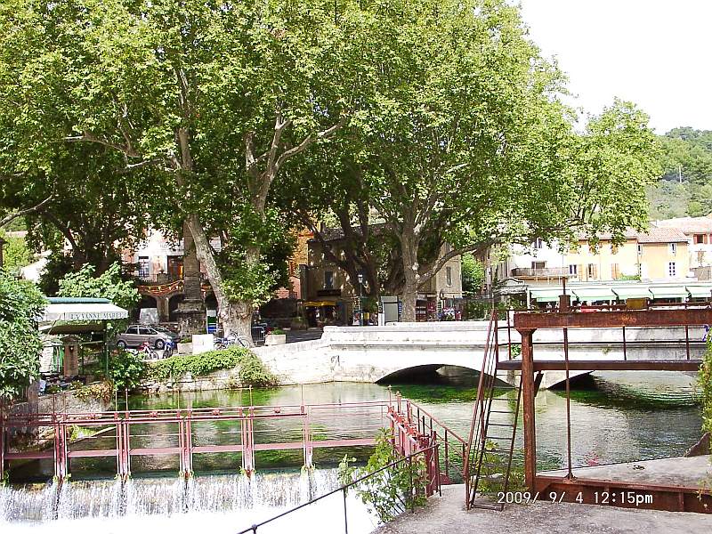 Provence : Fontaine-de-Vaucluse